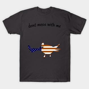 AMERICAN FLAG ON A FUUNY BIRD T-Shirt